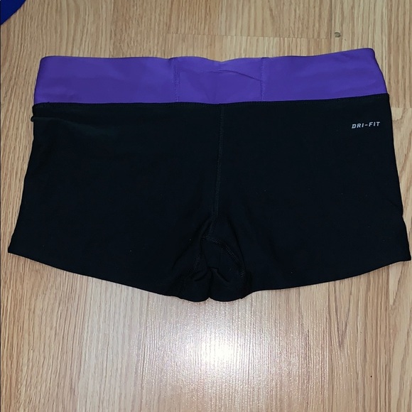 Nike Workout Shorts - Picture 2 of 2